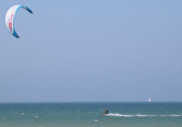 Sunny kitesurfing