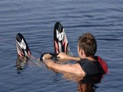 Offaxis Water Skiing