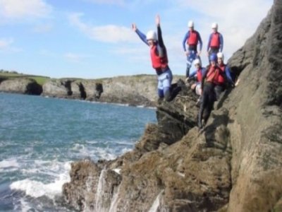 Up 4 It Outdoors Mentro Mor A Mynydd Coasteering