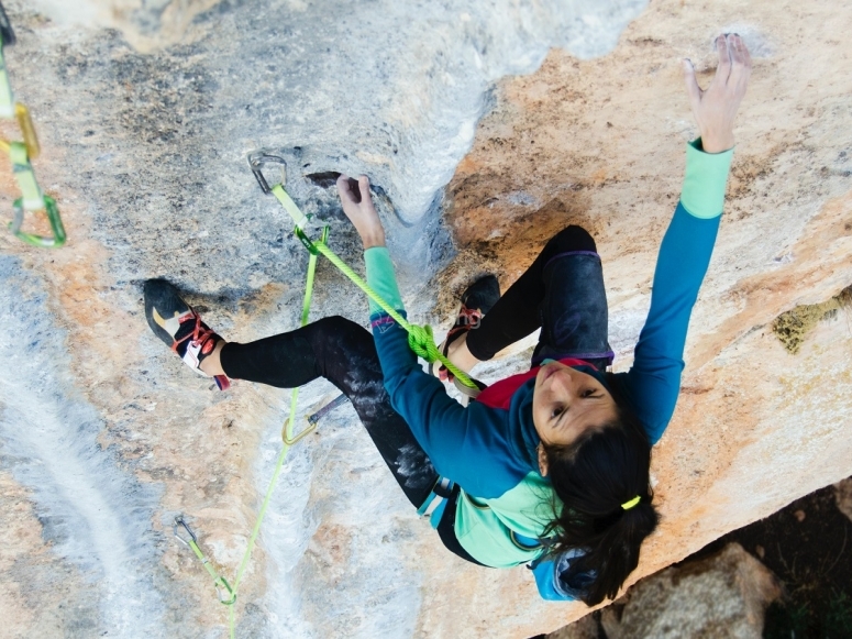 Climbing the rock /tb_c-1103-climbing-the-rock1600341101.165.jpg