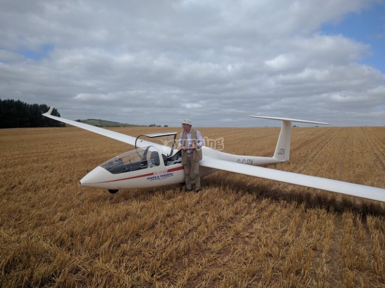Devon & Somerset Gliding Club, prices and reservations 2023