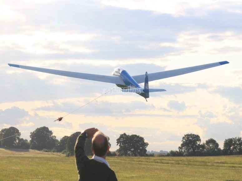 North Wales Gliding Club, prices and bookings 2024