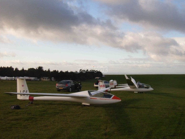 Bristol and Gloucestershire Gliding Club, prices and bookings 2023