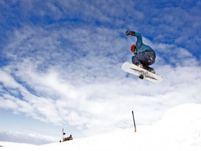 Yad Moss Snowboarding