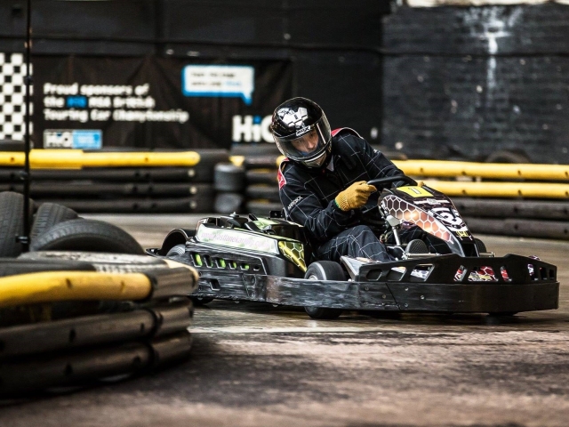 Treat yourself with a karting race