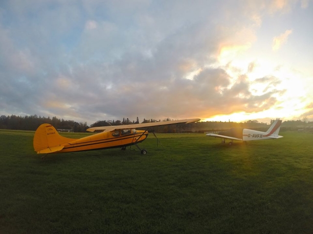  aeronave no aeródromo de strathallan 