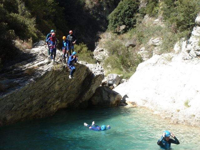 Enjoy your day with a group canyoning session
