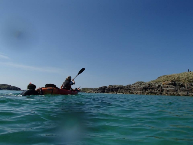  Kayaking 