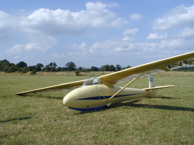  Ein weiteres Segelflugzeug im Staffordshire Gliding Club 