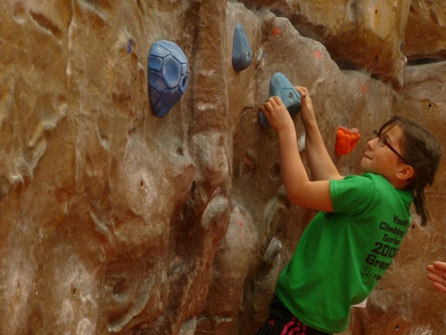 Climbing wall