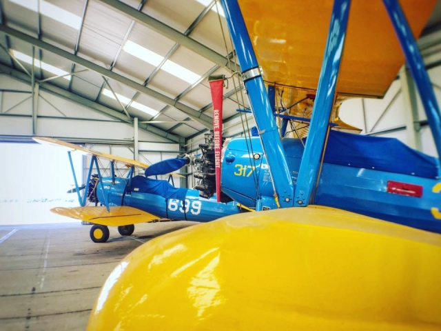  Unser Hangar in Brighton Scenic Flights 