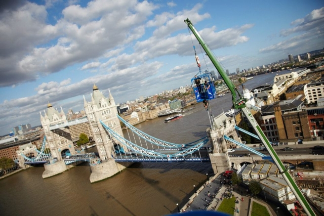 Bungee jumping in London