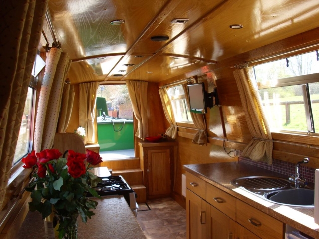  dentro de uno de nuestros barcos 