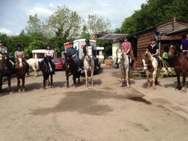  Trekking con Ellesmere Riding Center 