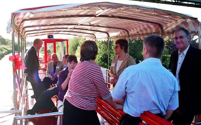 Enjoy a day or evening cruise on the ´Brayford Belle´