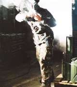  Arena illuminata per il paintball notturno 