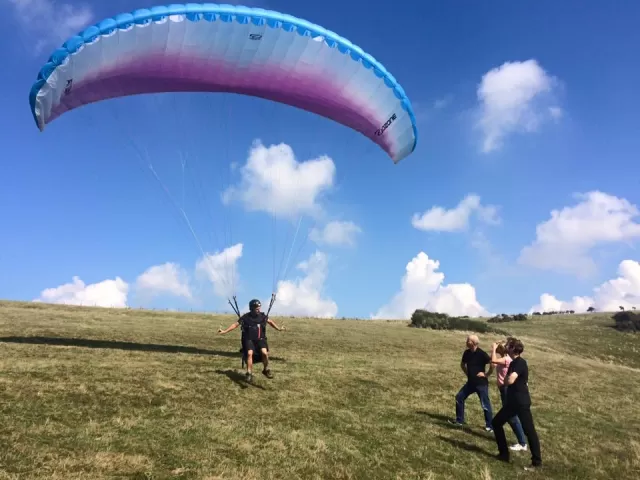 Sussex Hang Gliding and Paragliding 