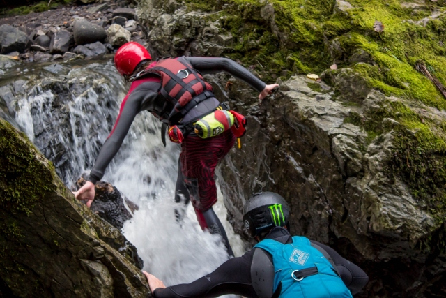 Challenging canyoning sessions