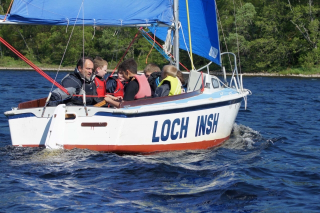  Sail en noch Insh 