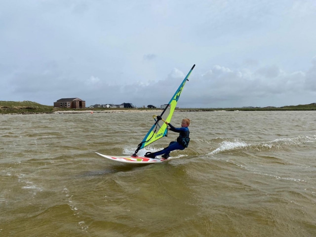  Windsurfing es muy divertido 