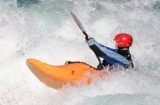  Wildwasser-Kajakfahren 