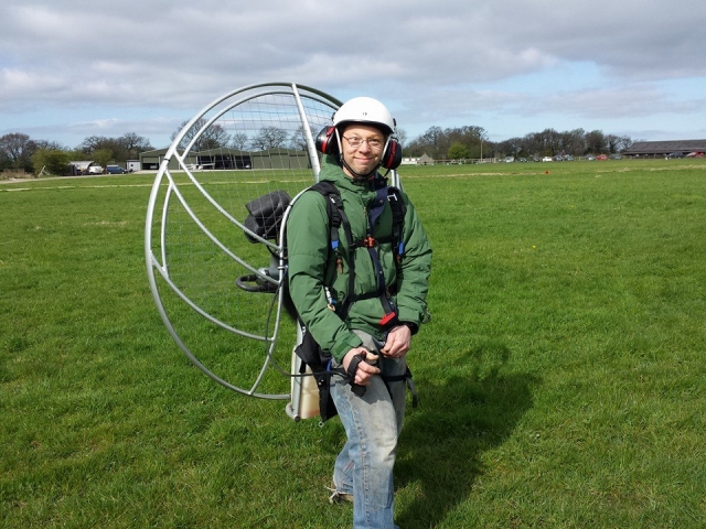 Warming up with Airways Airsports Paramotoring