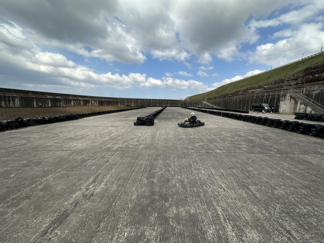  Profitez d'une course de karting palpitante 