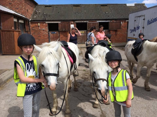 Pony Club at Bridlewood Riding Centre 