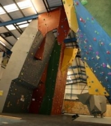 Diverse climbing routes