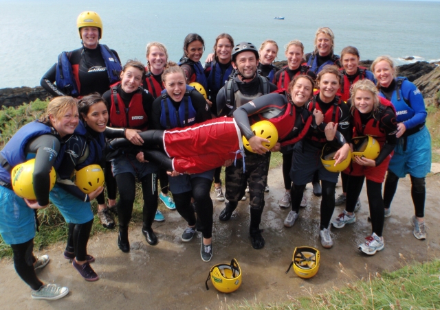 Coasteering 
