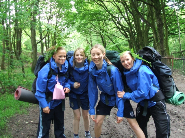  丰富的远足体验 