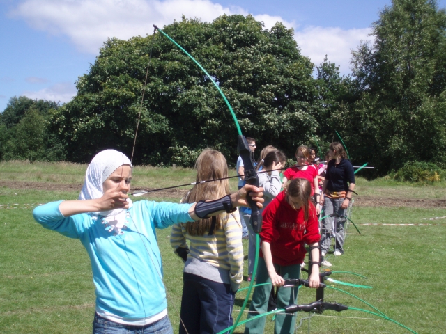  可进行远距离射击 