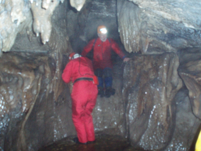  最好不要落入的深池 