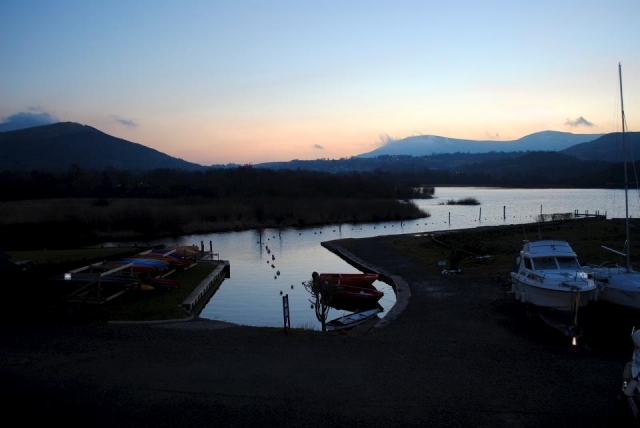  Unsere Marina in der Abenddämmerung 