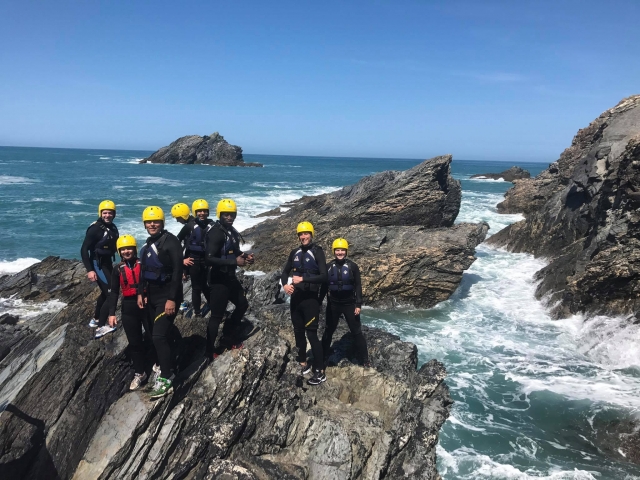 Divertiti con le sessioni di coasteering