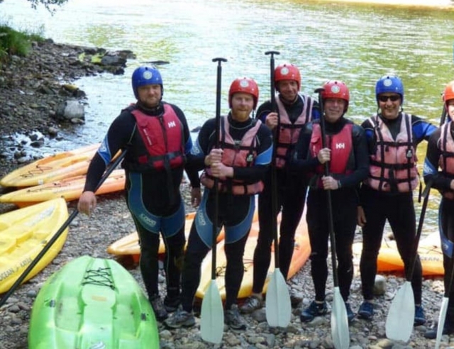  Unsere fantastischen Kunden sind immer glücklich bei Splash White Water Rafting 
