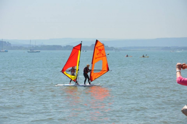  双人滑浪风帆 