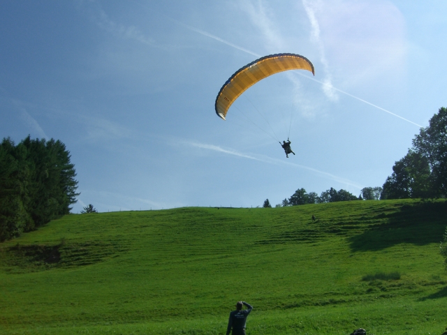  Esercitati con Leavesley Aviation 