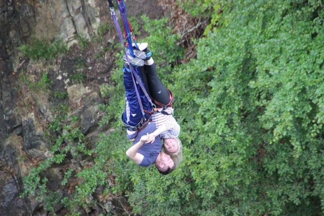  Bungee Jump por dos. 