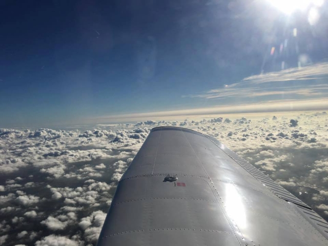  美丽的云层形成 