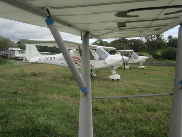 Airplanes line