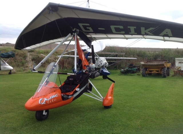 Go solo with the supervision of Wiltshire Microlight Centre