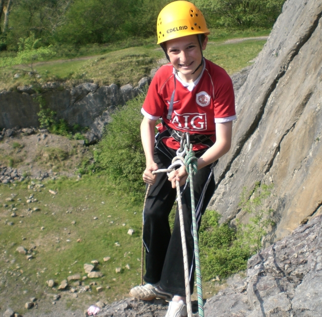  Abseiling