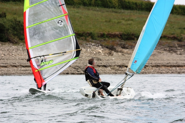  Windsurfing duo 