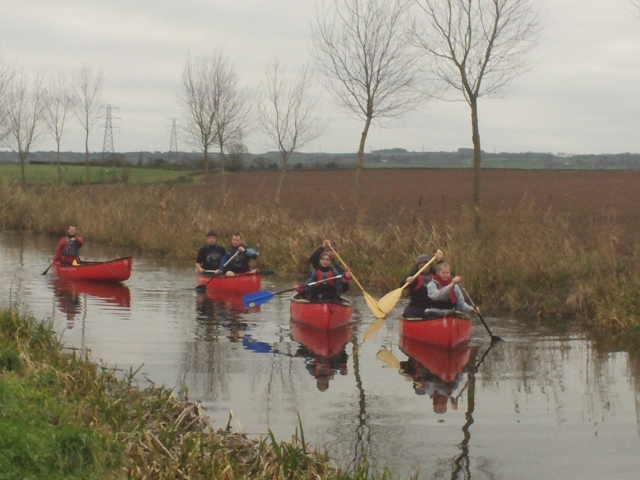  Viaje en canoa