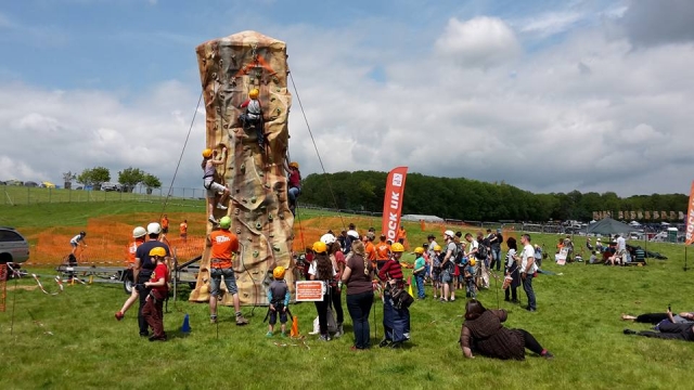  庆祝您的下一次冒险与摇滚英国峰会中心