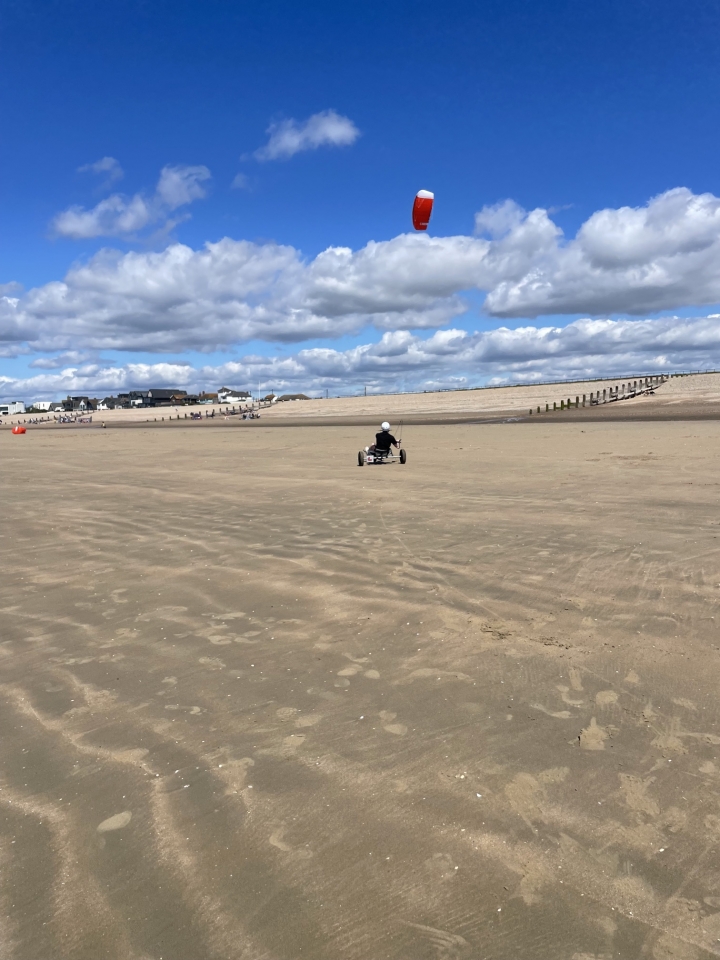 res_o-41881-kitesurfing_of_marc-rosemeyer_17847289134235.jpeg