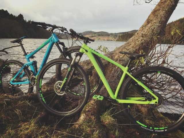 Come to ride bikes with us