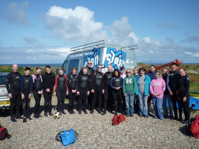  Gruppensurfunterricht 