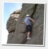  Escalade sur rocher naturel